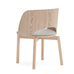 Chaise en bois et assise en tissu DAM