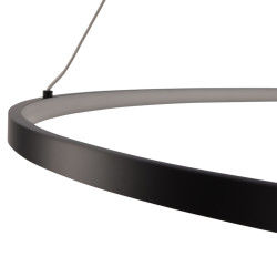 Lampe suspendue en métal noir RODA