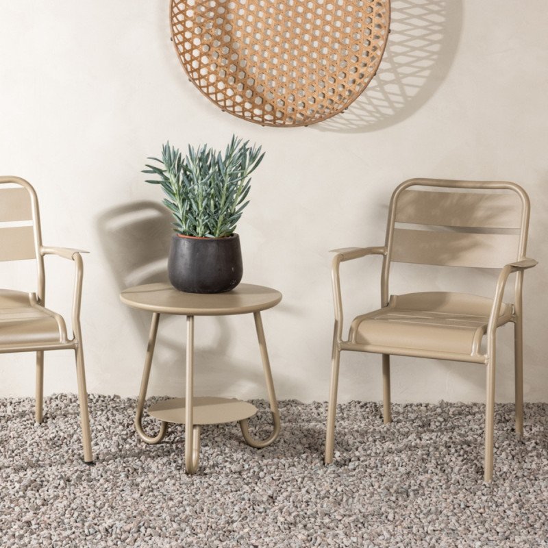 Set de 2 chaises + table d'appoint en métal beige LIATO