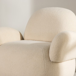 Fauteuil design en tissu bouclé beige SENIA