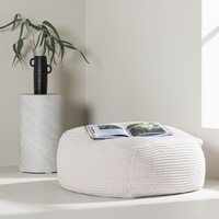 Apportez une touche de confort à votre intérieur avec le lot de 2 poufs en tissu beige YOUBA ☁️

#meubles #design #pouf #confort #homedecor #homeinspo